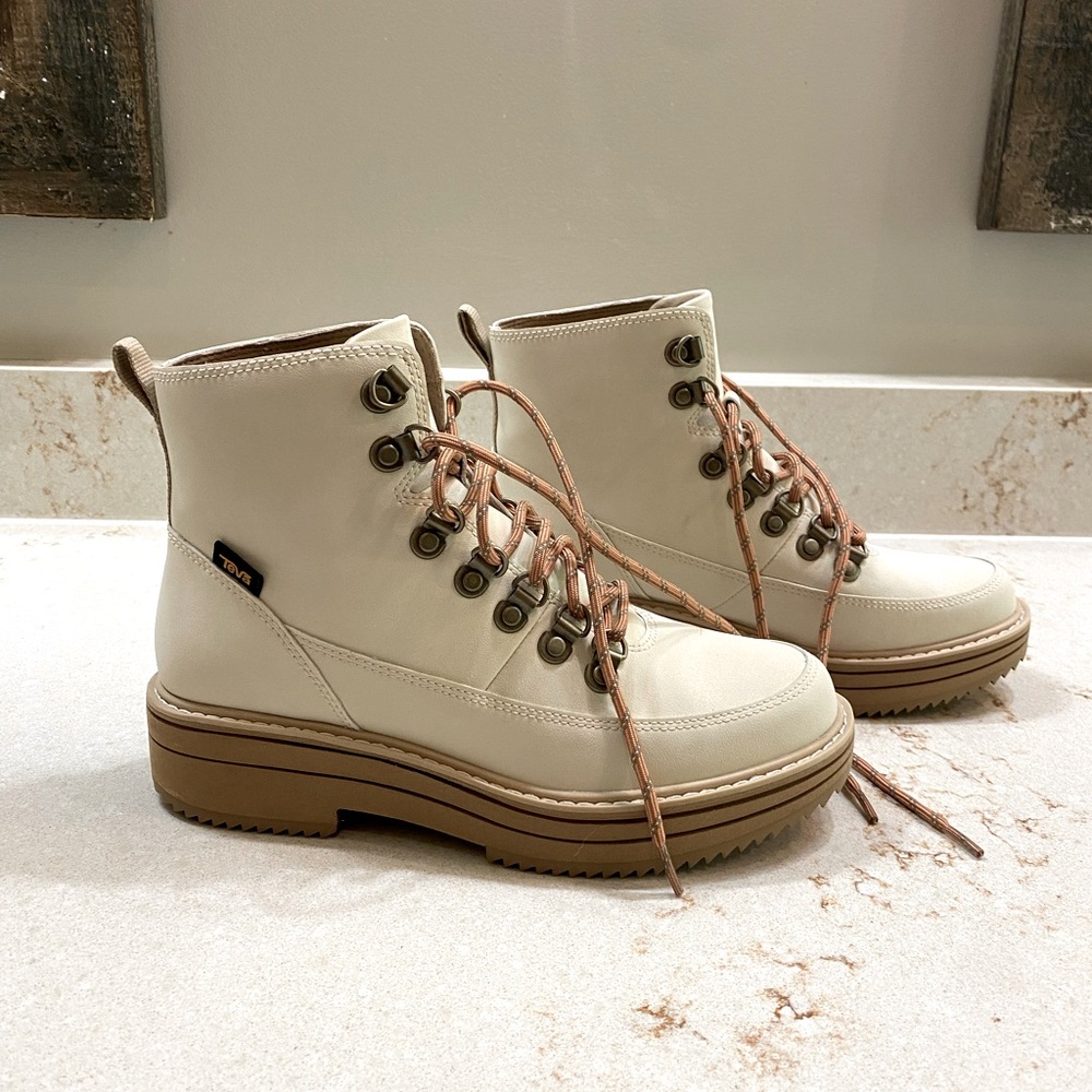 Teva Womens Midform Boot - New